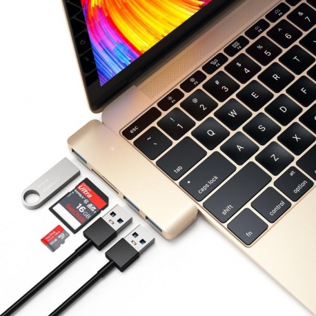 Hub adaptateur 5-en-1 de Type-C vers 3 x USB3.0, 1 Lecteur de cartes SD et 1 micro SD