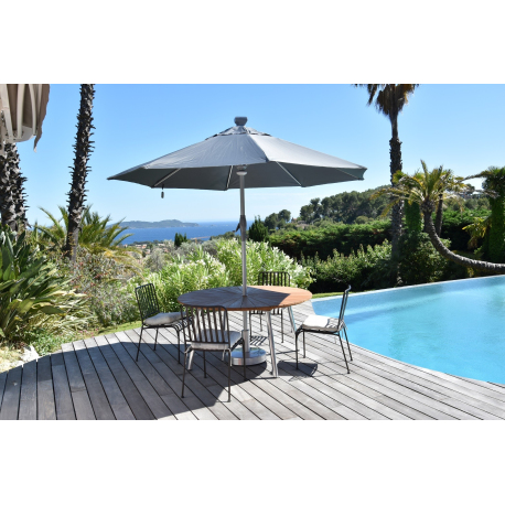 Table Ronde UBUD en Teck Ø 150cm  100% FSC, Grade BC finement poncé. Trou central pour parasol