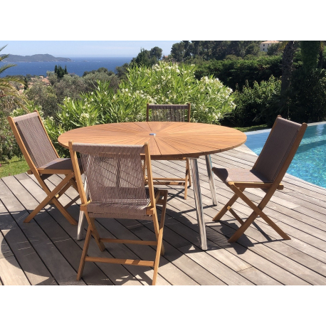 Table Ronde UBUD en Teck Ø 150cm  100% FSC, Grade BC finement poncé. Trou central pour parasol